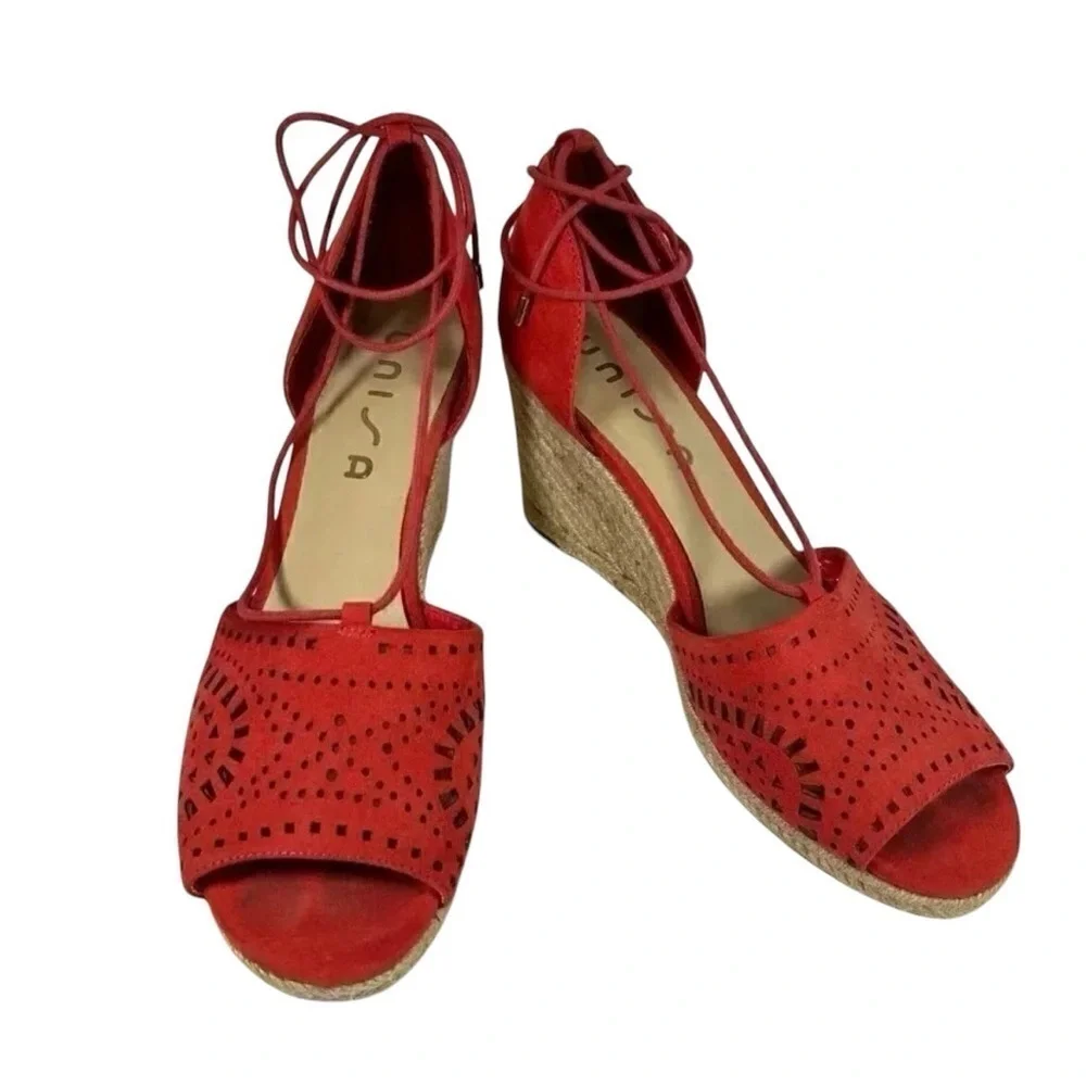 2/$30 UNISA Bionco-T Size 10M Suede Laser Cut Rope Ankle Wrap Jute Espadrilles